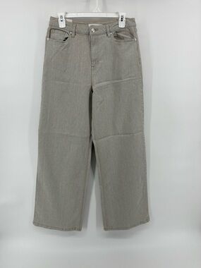 High-Rise Wide Leg Jeans in Light Gray Barrel Streetwear Classic